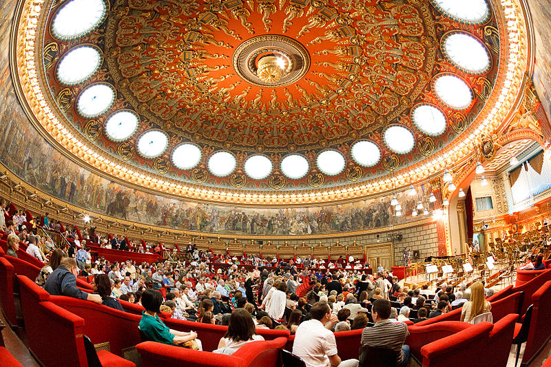 The Romanian Athenaeum Concert Hall. Photo from http://en.wikipedia.org/wiki/Romanian_Athenaeum